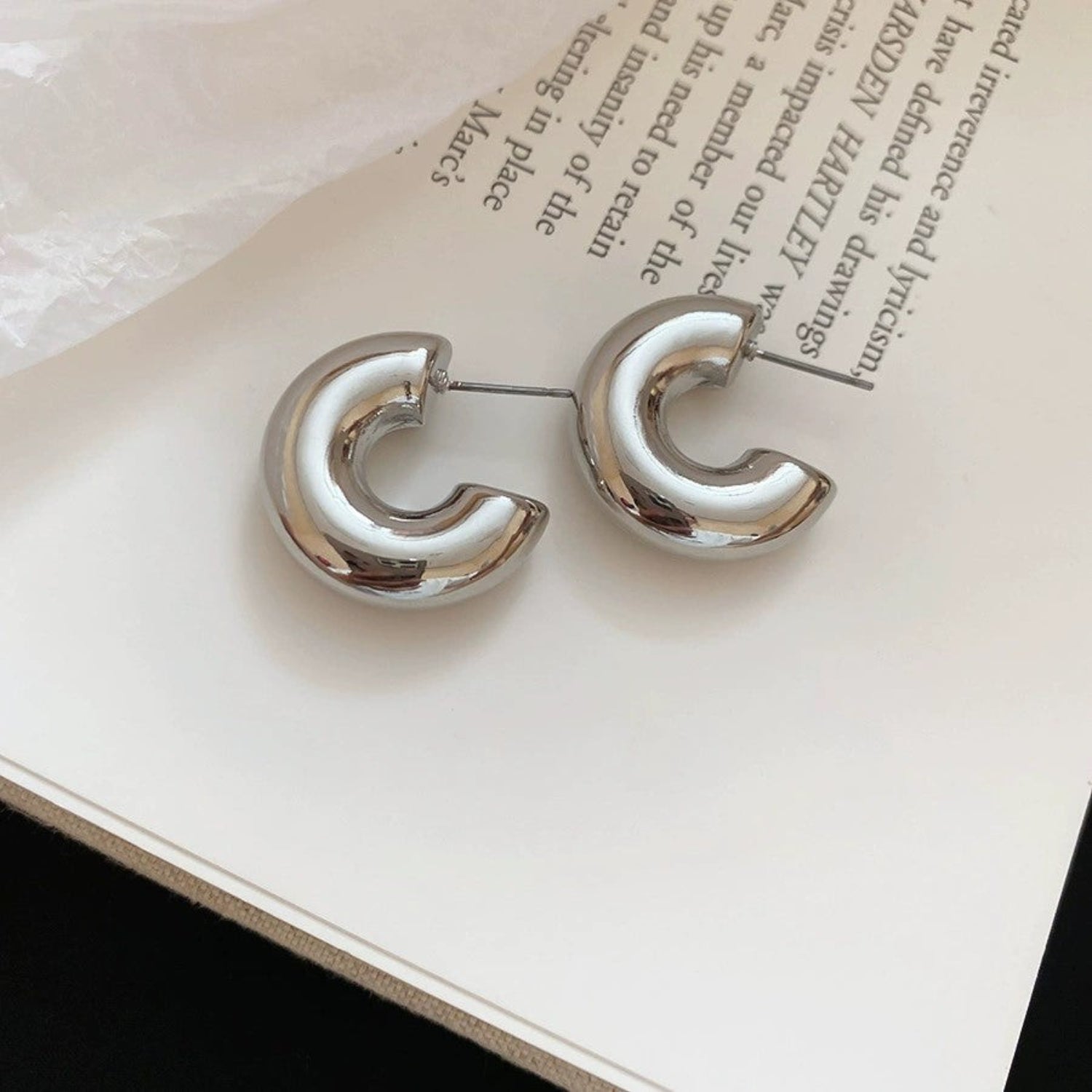 Just Lil Things Bold Silver U-Shaped Chunky Hoop Earrings jlt13434