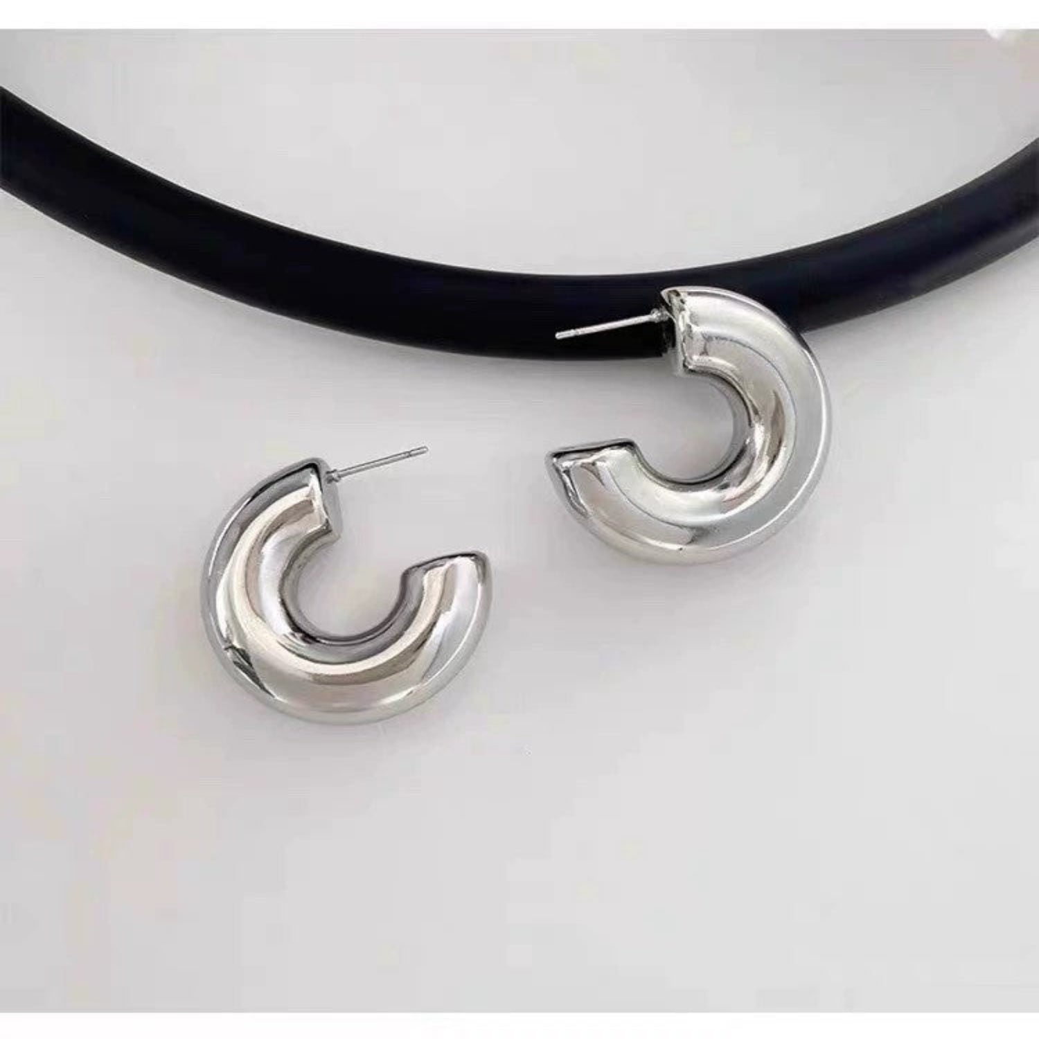 Just Lil Things Bold Silver U-Shaped Chunky Hoop Earrings jlt13434