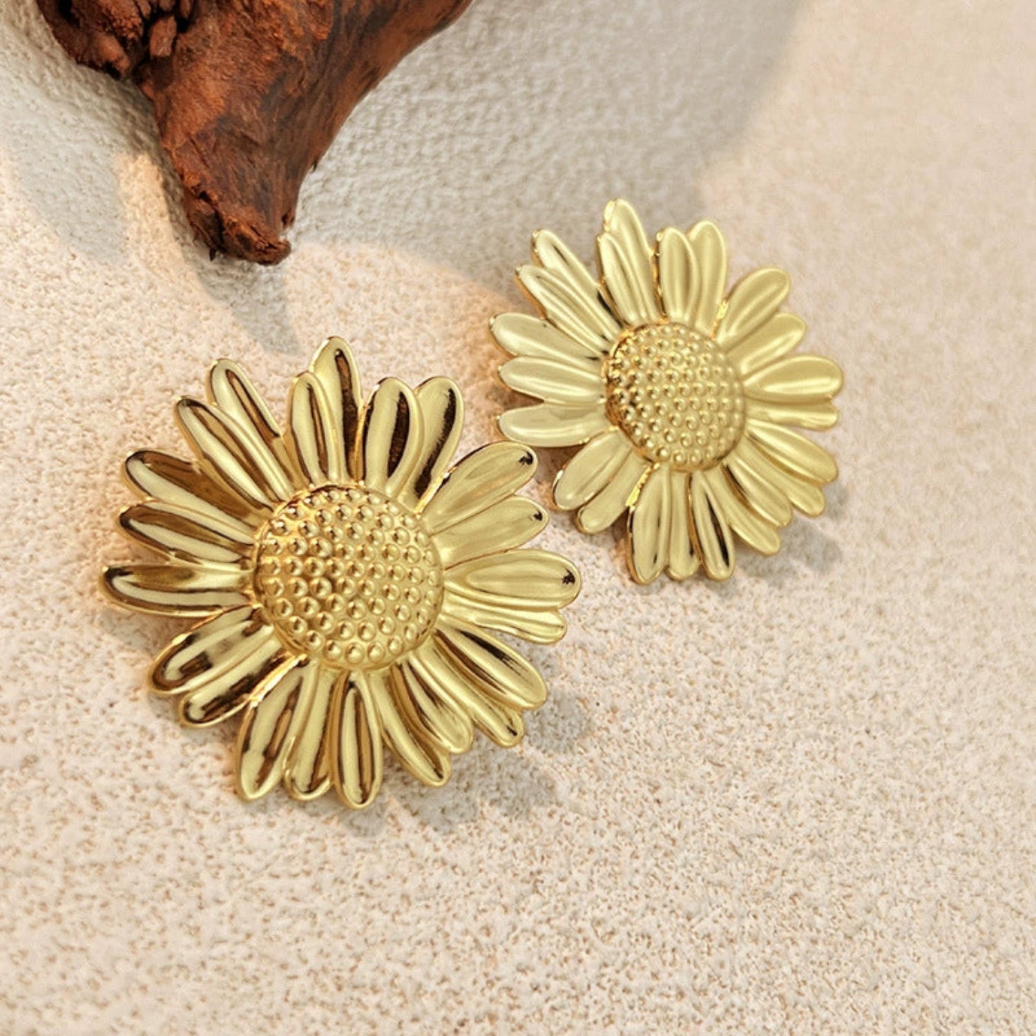 Sunflower Stud Earrings jlt13451