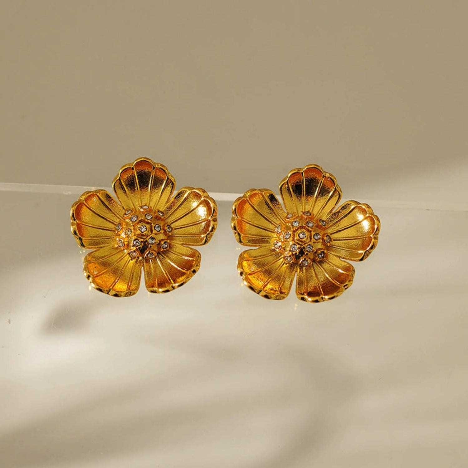Golden Blossom Stud Earrings jlt13456