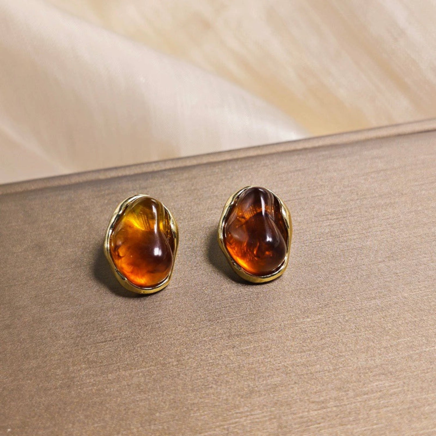Brown  Pearls Stud Earrings jlt13460