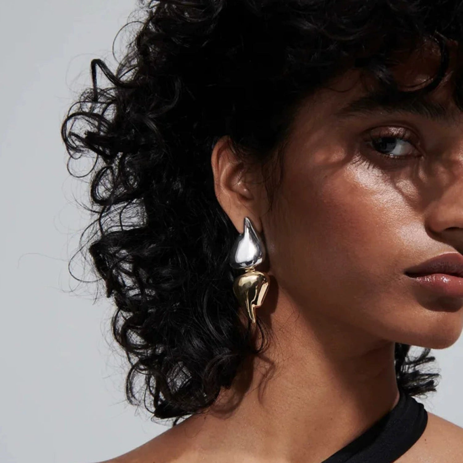 Two-Tone Modern Abstract Drops Earrings jlt13492