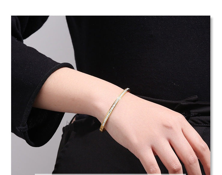 Just lil things Bracelets
