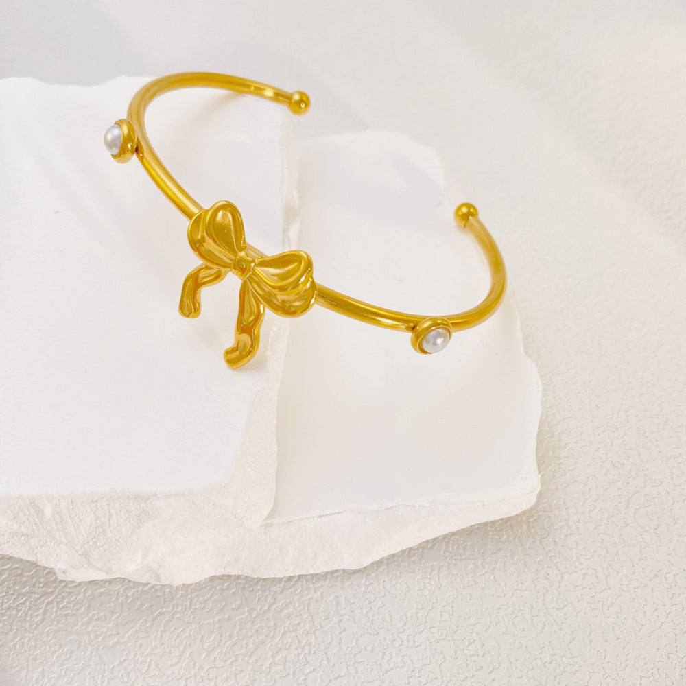 Vintage Bow Shaped Dual Pearl Inlaid Gold Bracelet JLTB0640