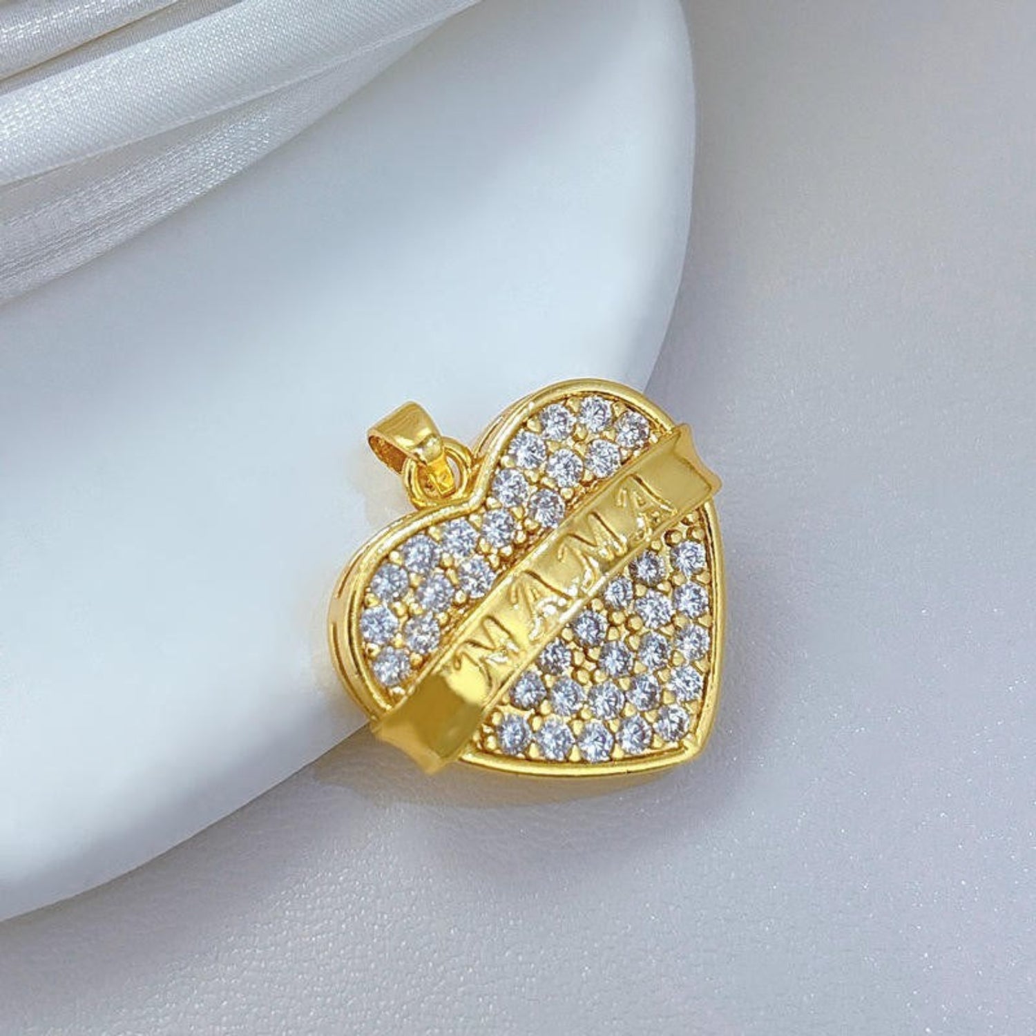 Gold Mama Heart Charm JLTCH0053