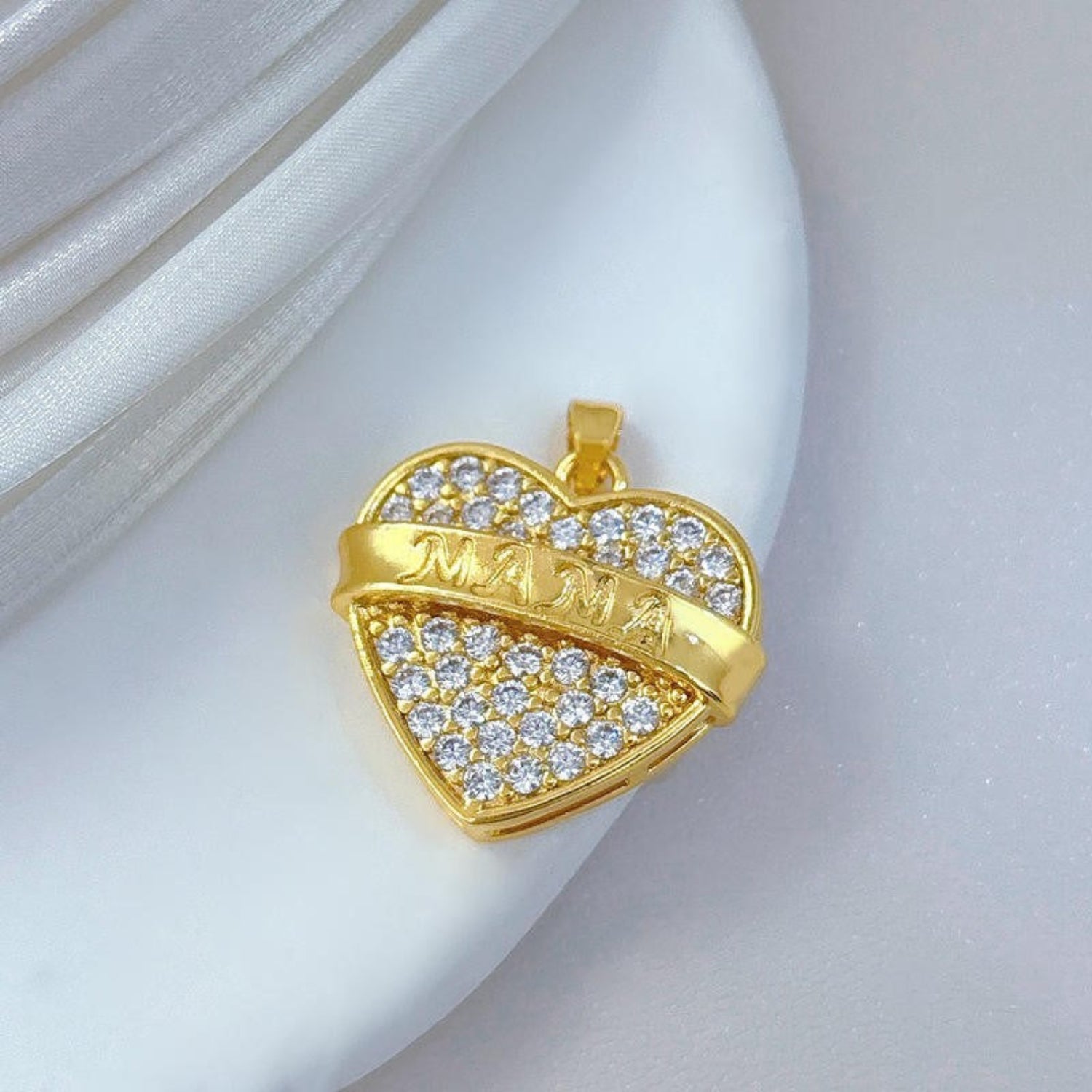 Gold Mama Heart Charm JLTCH0053