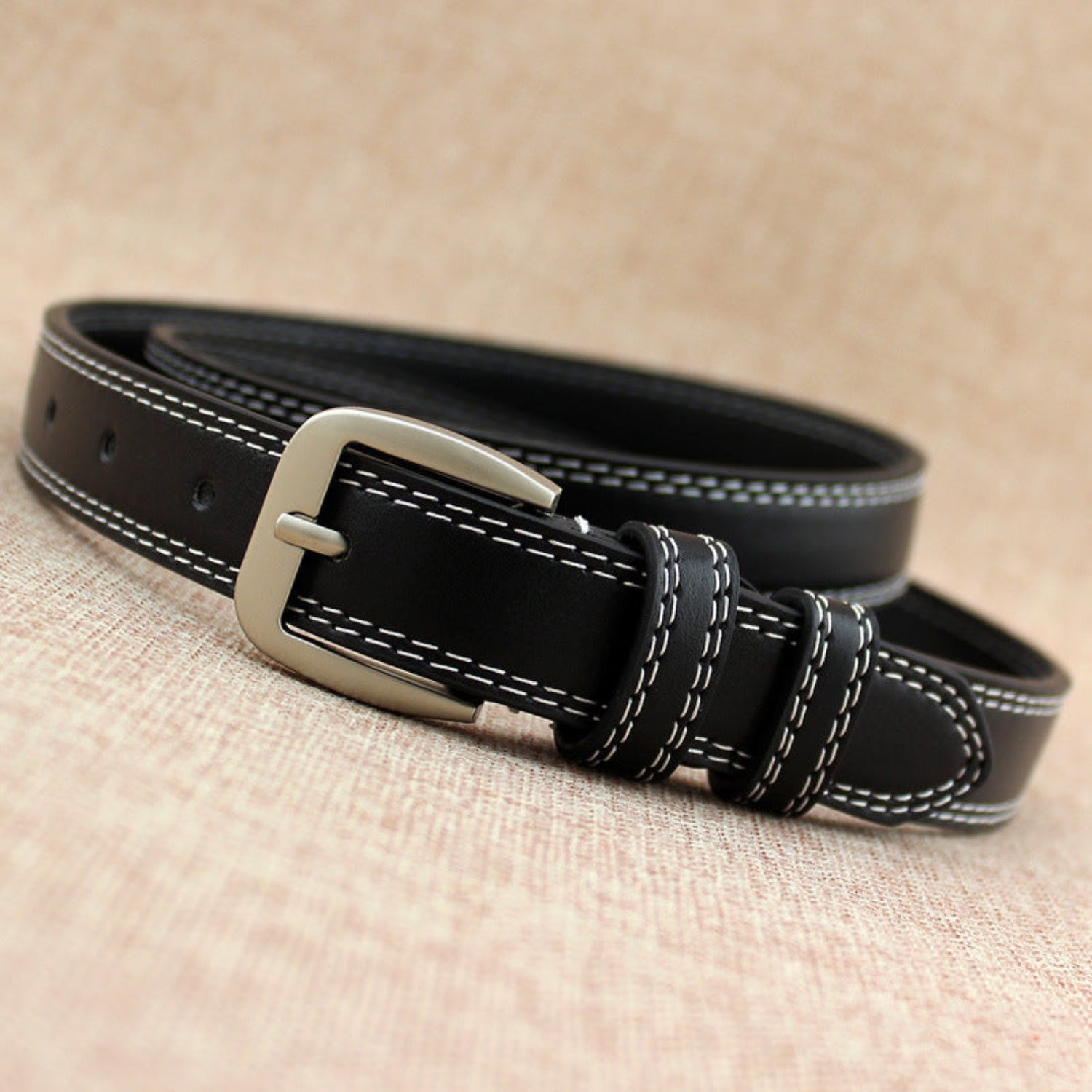 Retro Fashion Pin Buckle Decorative Thin Belt Women
