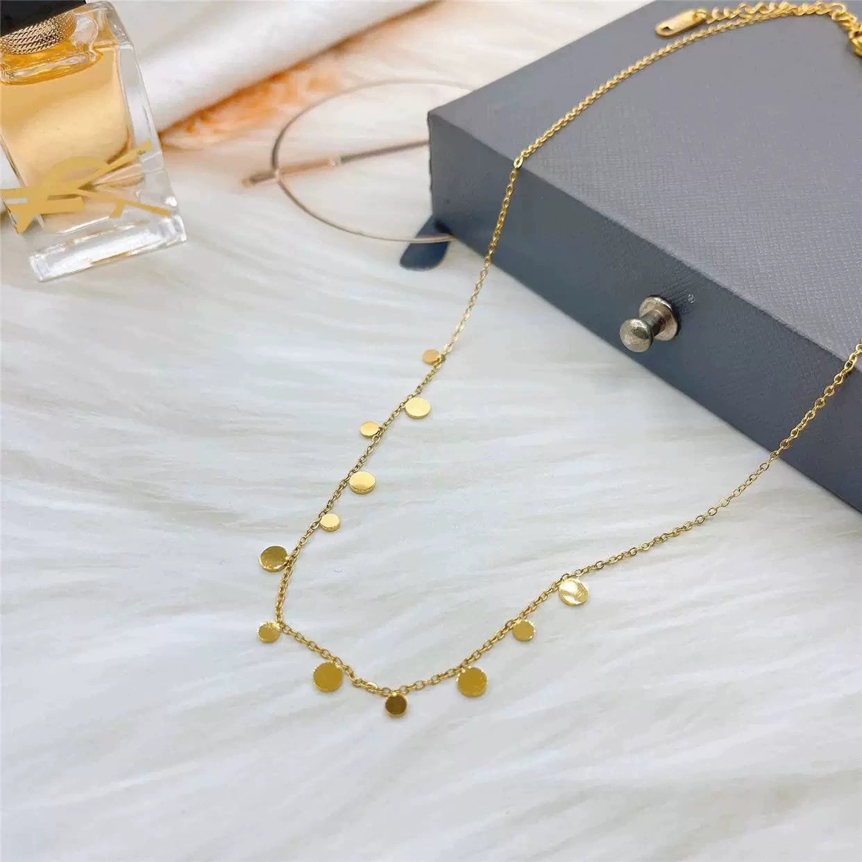 Minimalist Gold Disc Chain Necklace jltn0685