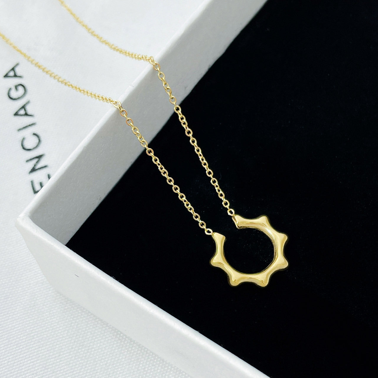 just-lil-things-artificial-gold-necklace-jltn0720