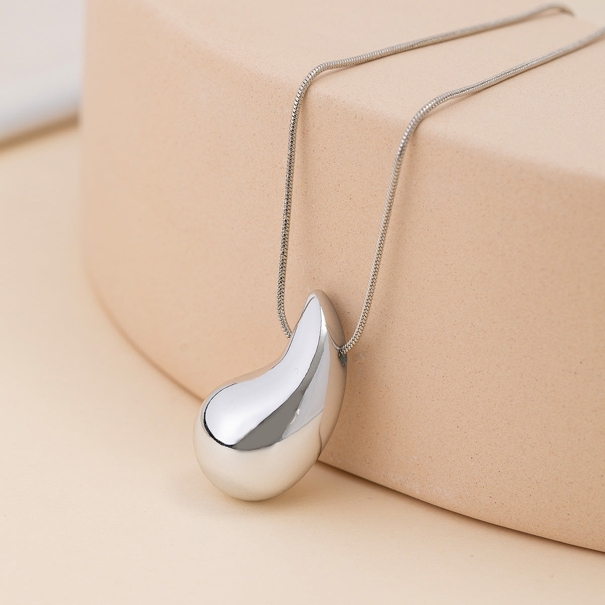 Just lil things Artificial Necklace