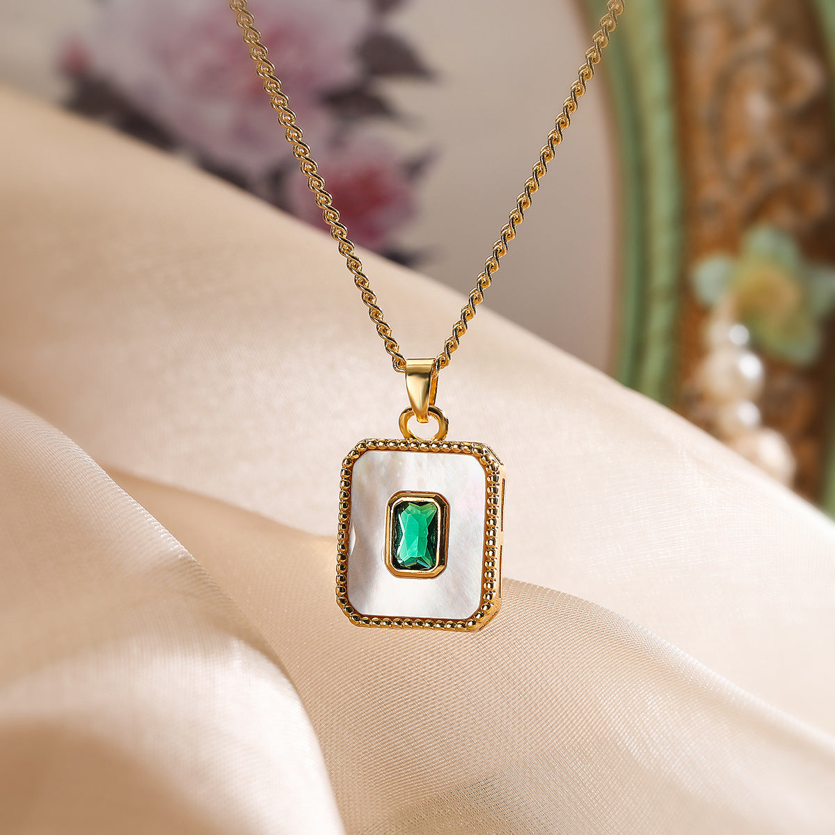 Just lil things Artificial Necklace