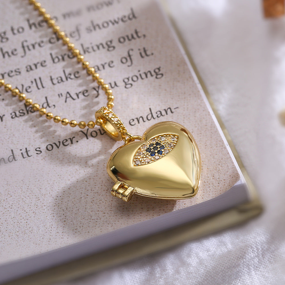 just-lil-things-artificial-gold-necklace-5