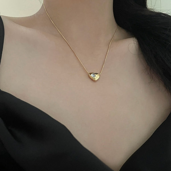 Justlilthings gold necklace
