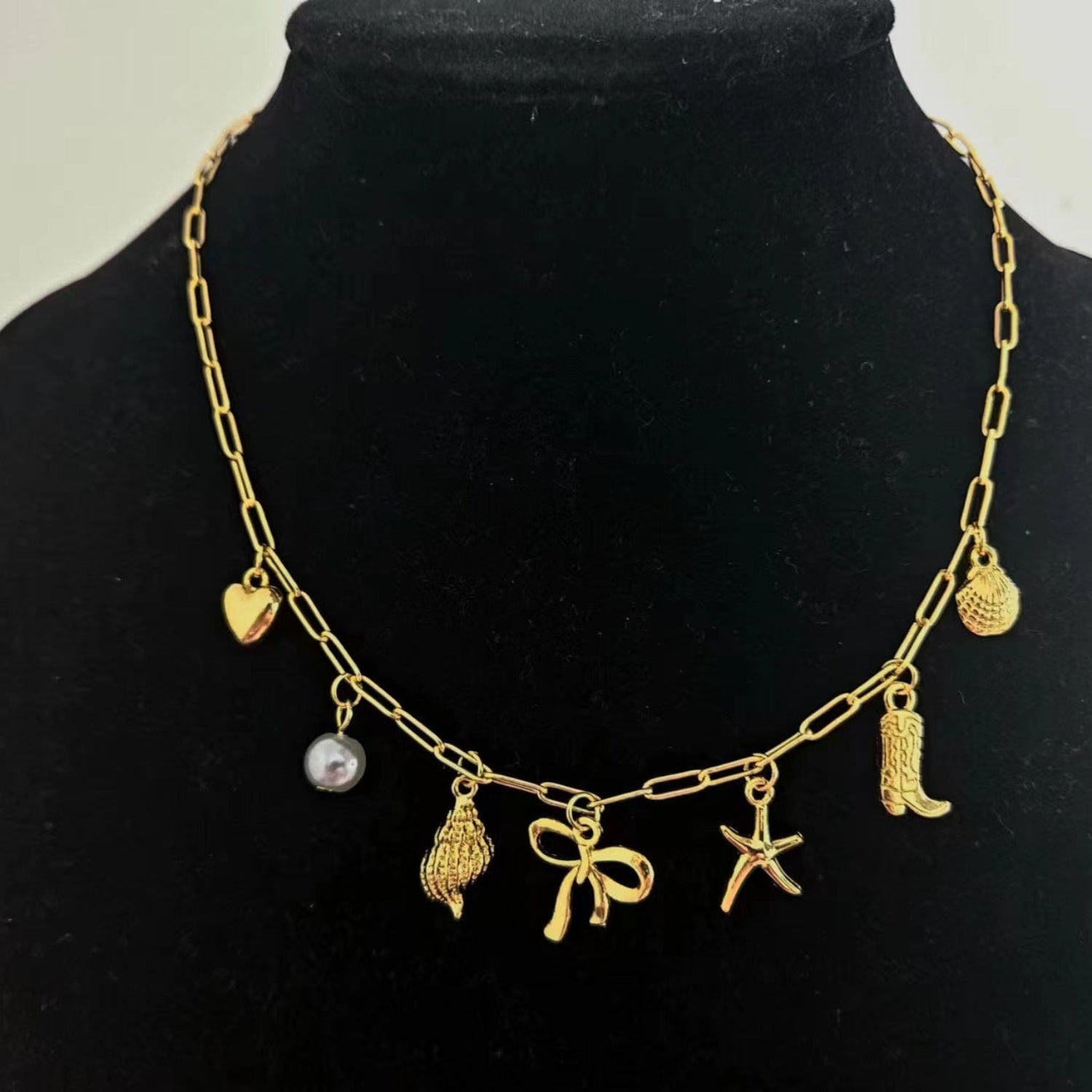 Just Lil Things Artificial Gold  Necklace jltn1085
