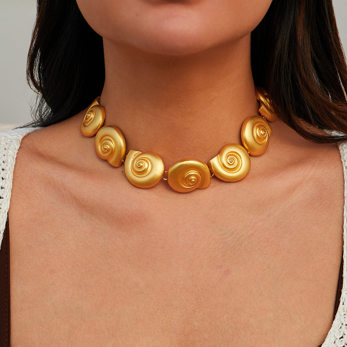 Sea Snail Shell Gold Necklace JLTN1157