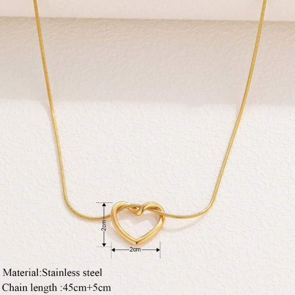 Vintage Serpent Chain Wrapped Heart Gold Necklace JLTN1255