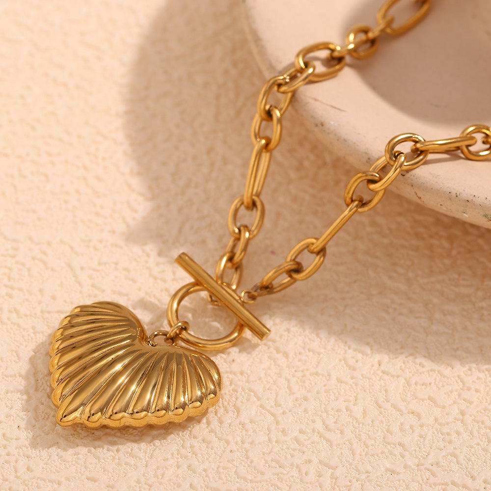 Trendy Linked Chain Heart Pendant Gold Necklace JLTN1267