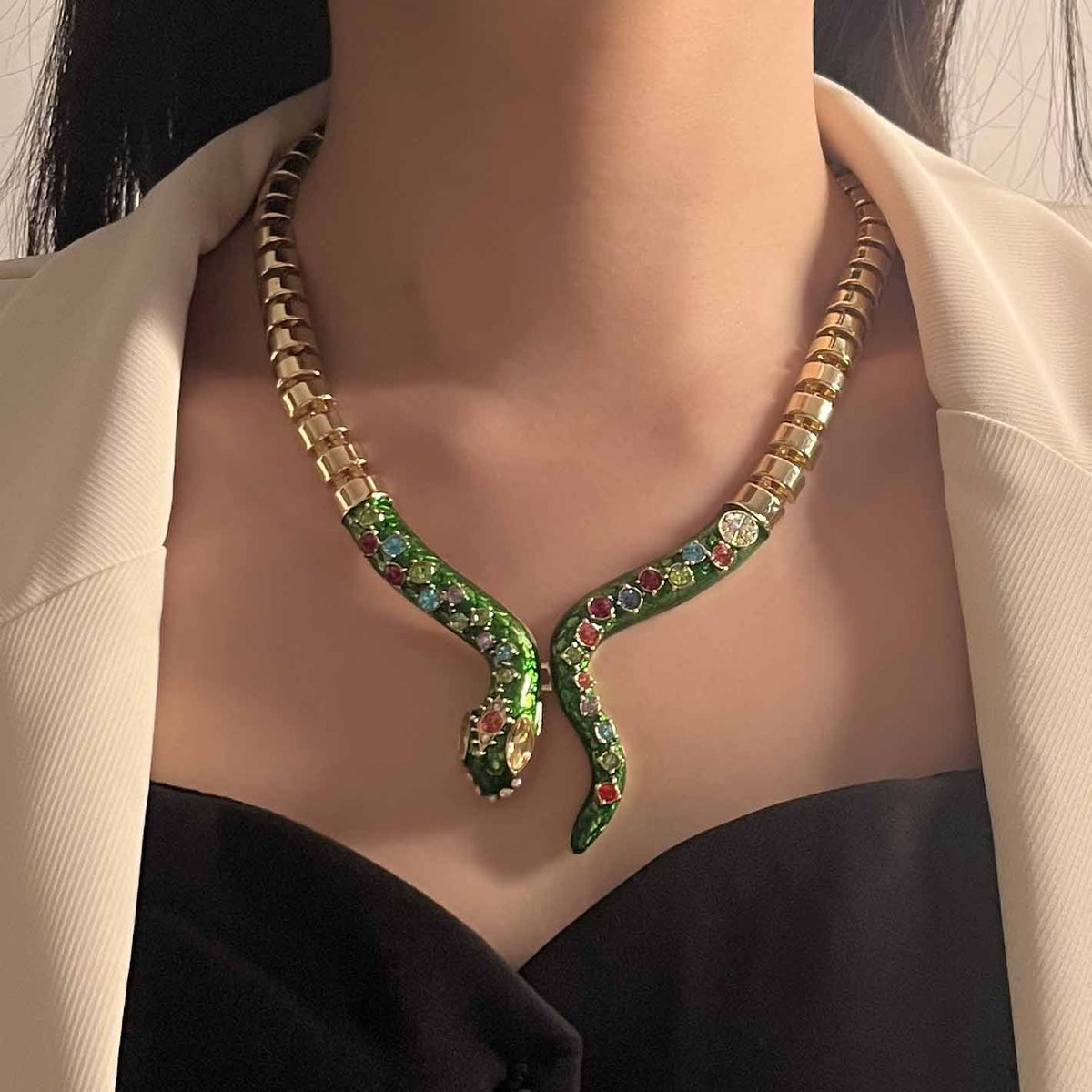 colored zircon green snake animal pendant necklace jltn1386