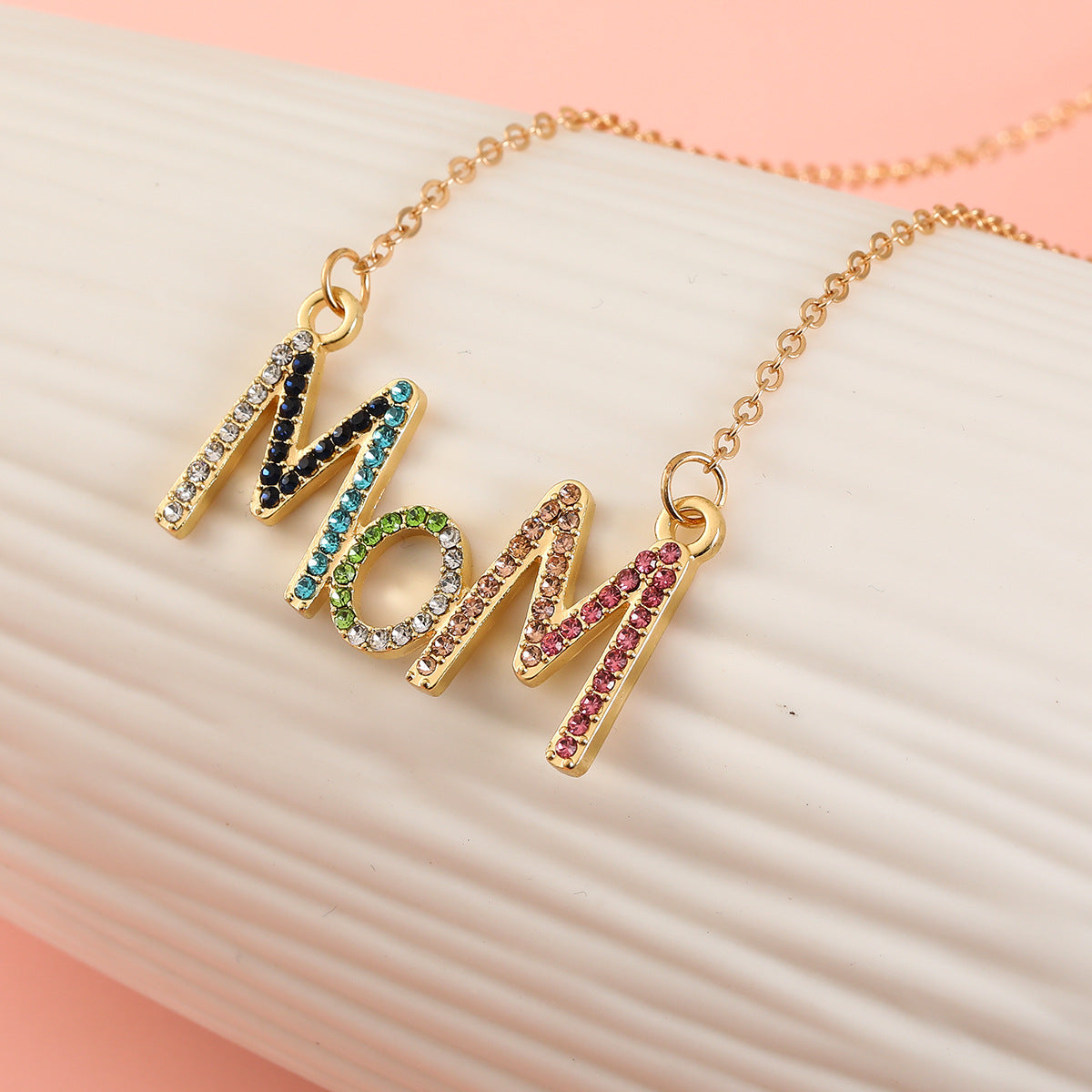 Rainbow MOM Pendant Necklace jltn1497