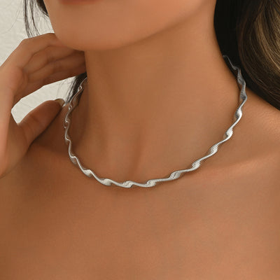 old style winding snake bone metal necklace personality exaggerated clavicle chain high-end necklace jltn1555