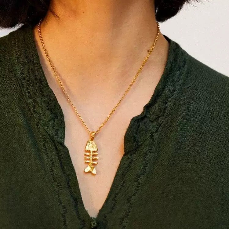 Just Lil Things Golden Fishbone Pendant Necklace jltn1642