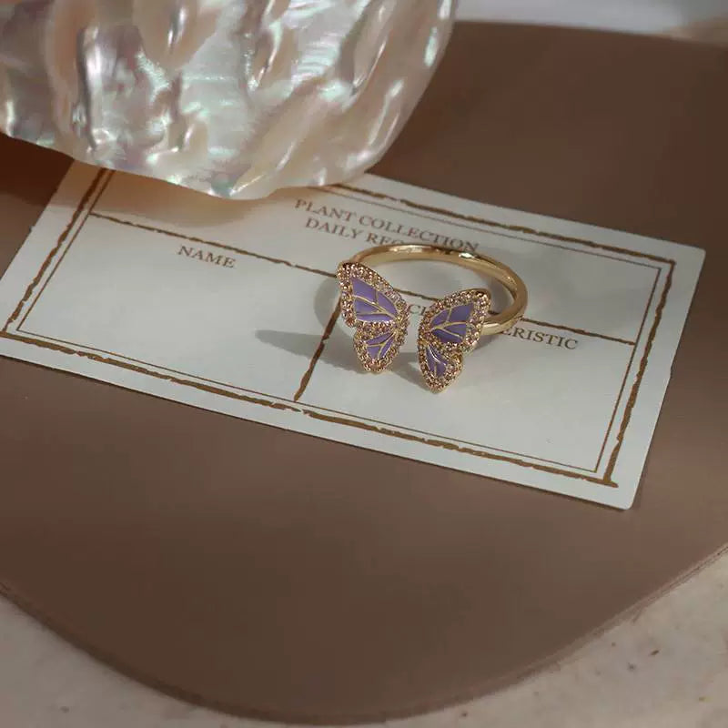 Just lil things Artificial Lilac Open Wing Butterfly – Sparkling Rings jltr0128
