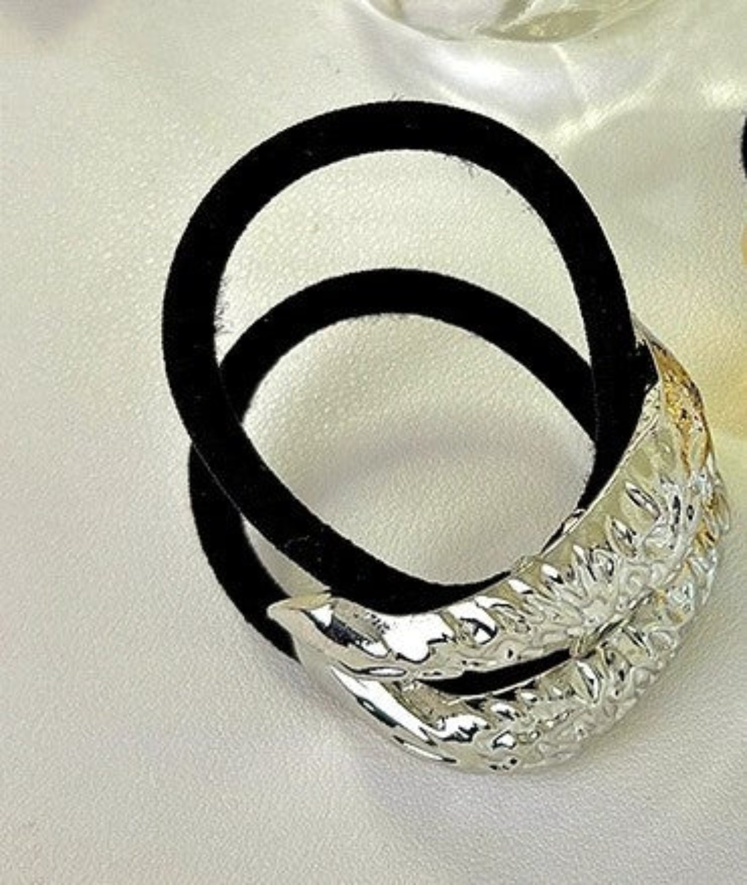Just Lil Things Molten Silver Textured Hair Tie jlts0561
