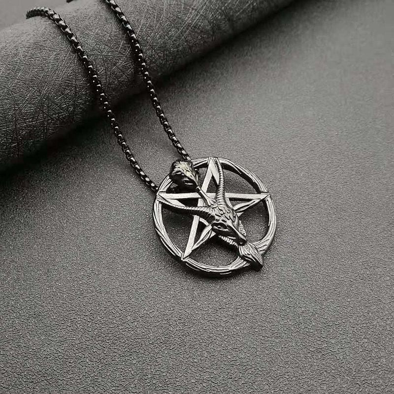 Just lil things  Artificial Necklace