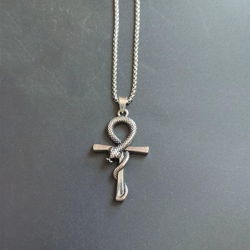 Mamba snake cross chain mn0050