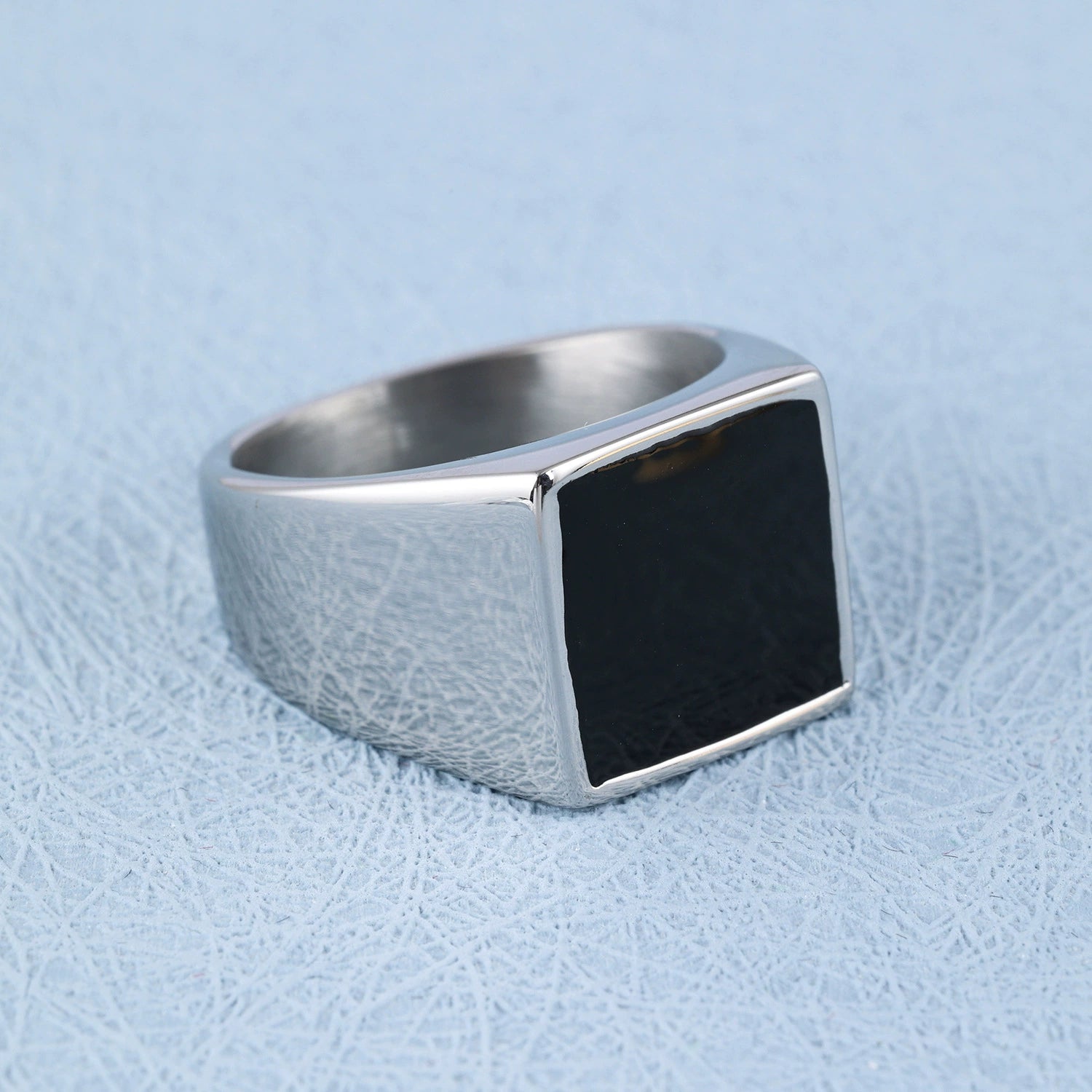 Silver Black Enamel Signet Ring mr0013