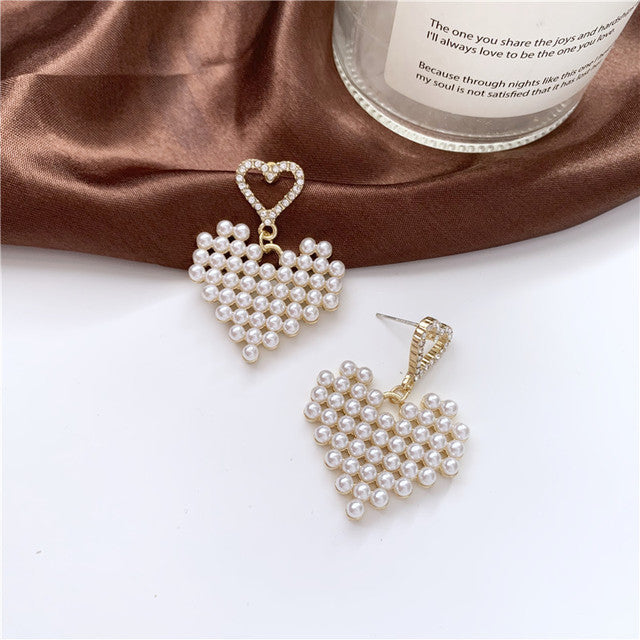 just-lil-things-pin-earring-white-earring-jlt10578