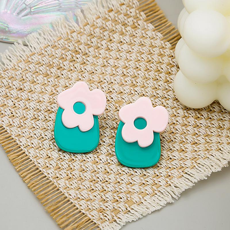 just-lil-things-green-pin-earrings-jlt10705