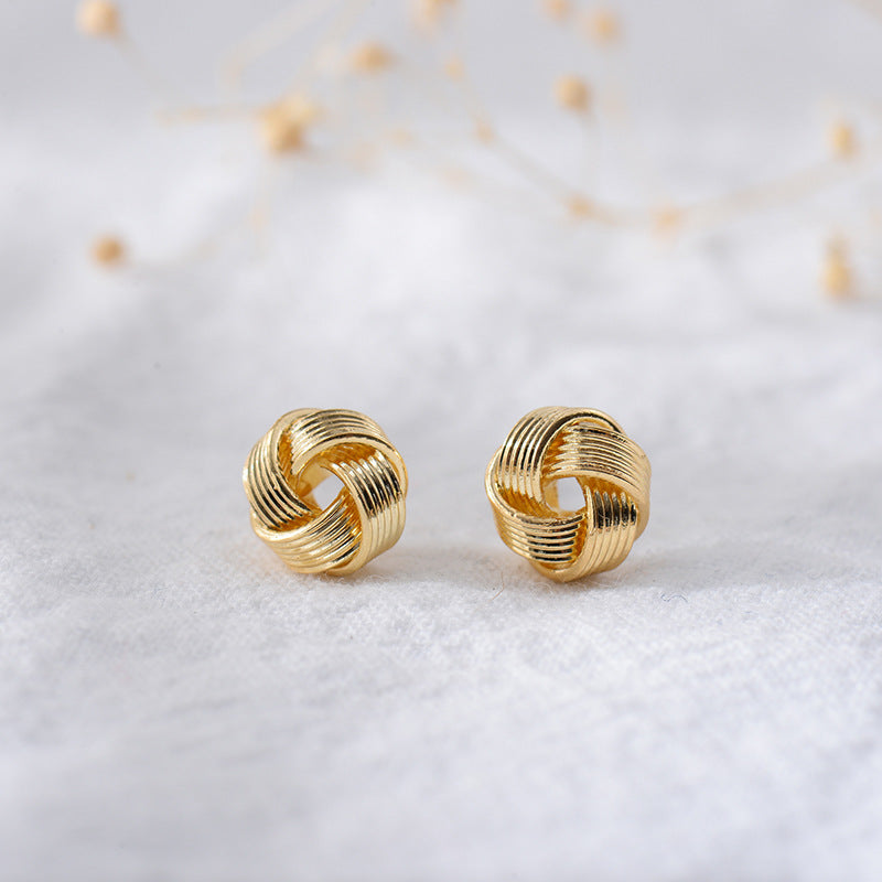 just-lil-things-pin-earings-gold-earings-jlt10055 - justlilthings