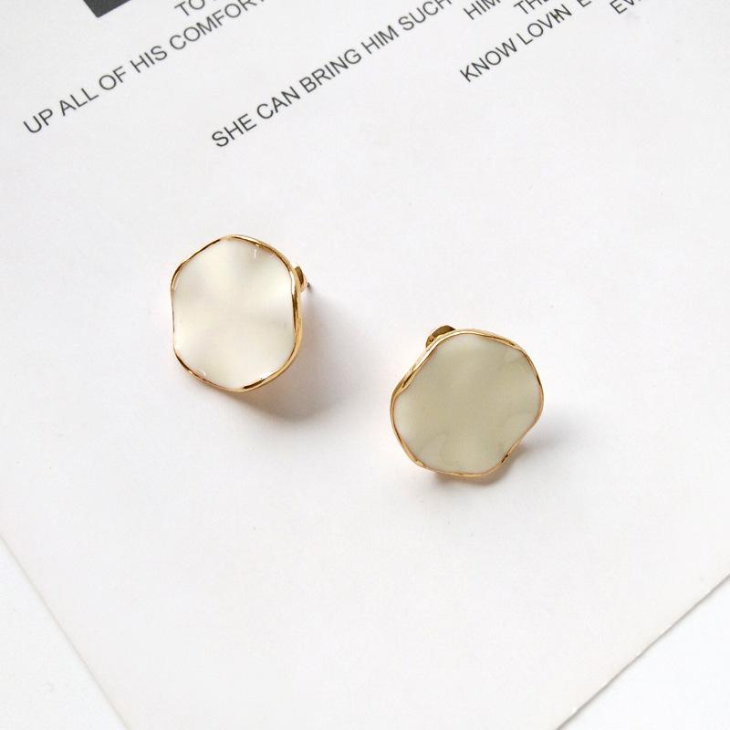 just-lil-things-white-earrings-pin-earrings-jlt10335