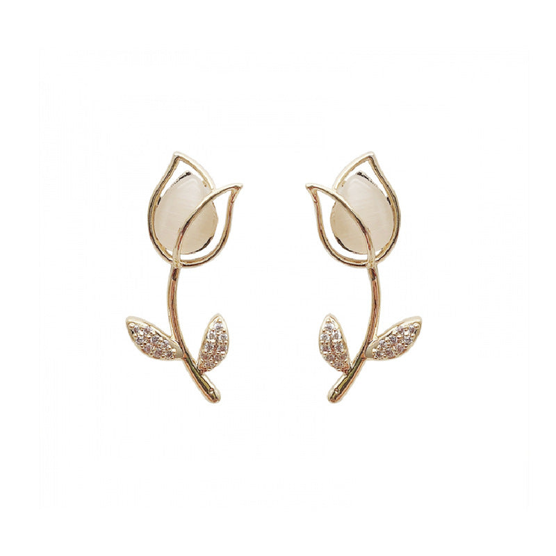 just-lil-things-gold-earrings-pin-earrings-jlt10354