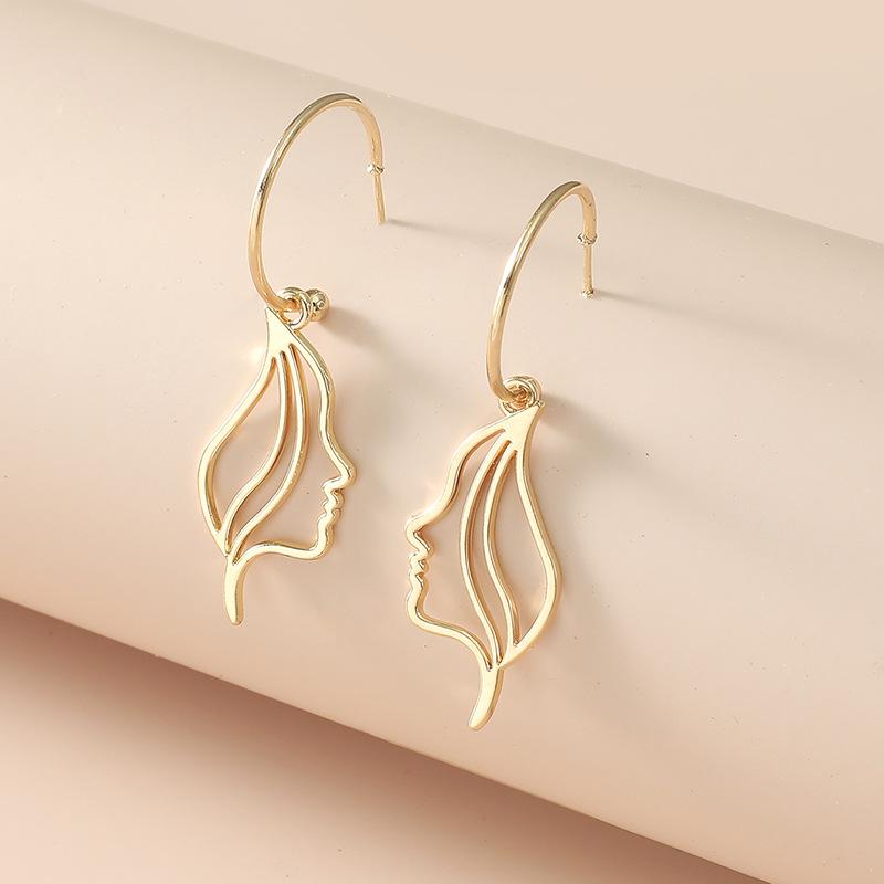 just-lil-things-drop-earrings-gold-earrings-jlt10385
