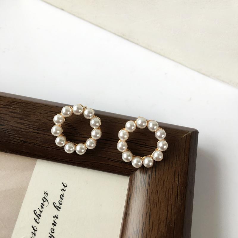 just-lil-things-pin-earrings-white-earrings-jlt10475