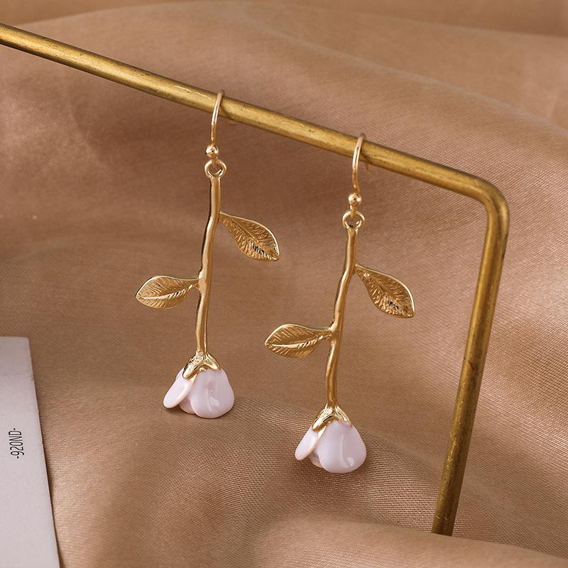 just-lil-things-drop-earring-white-earring-jlt10516
