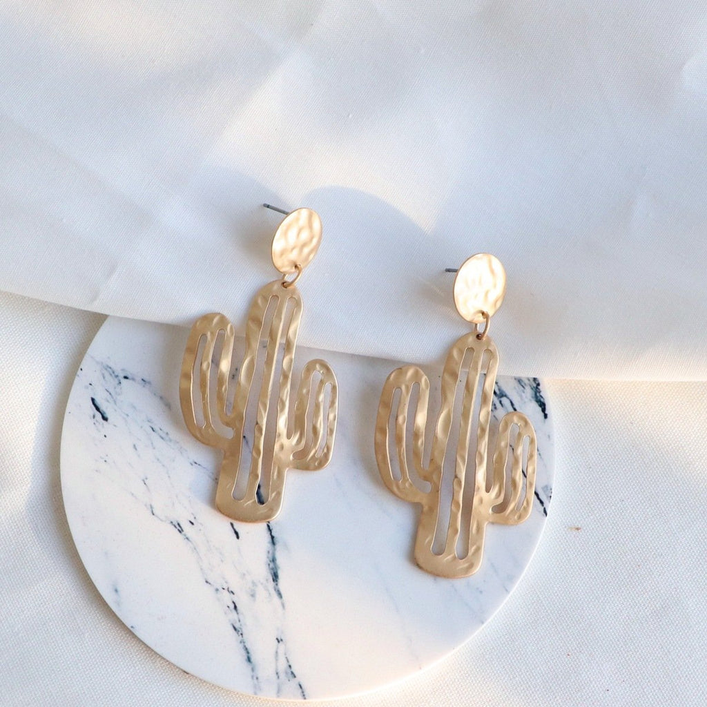 just-lil-things-gold-pin-earrings-jlt10726