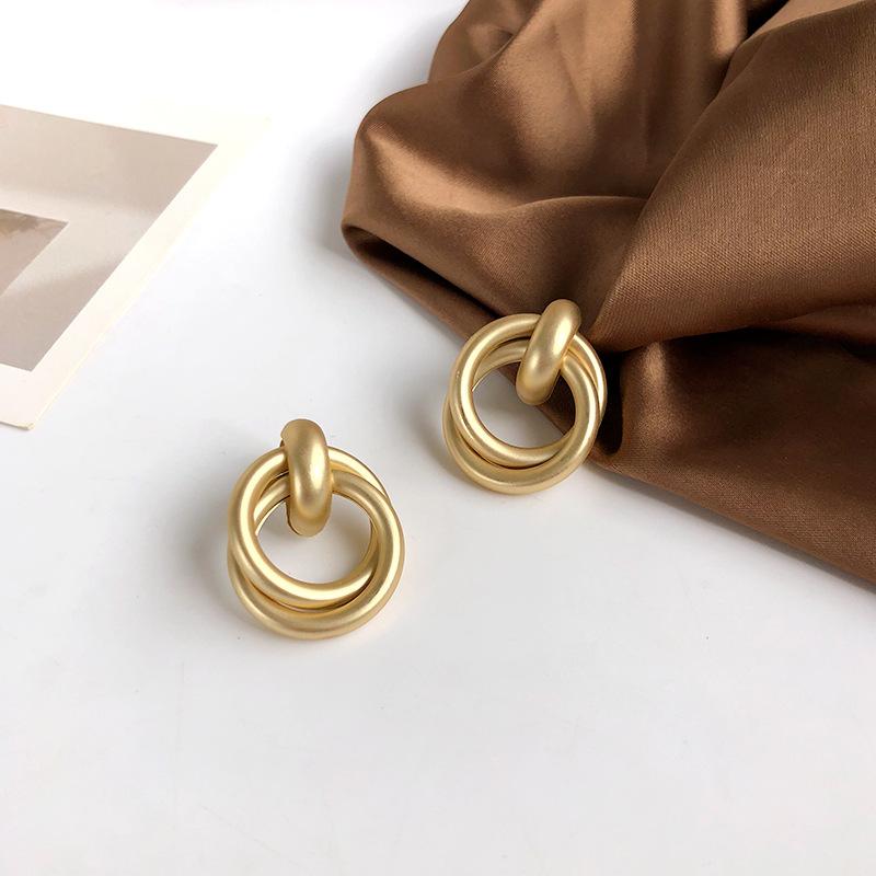 just-lil-things-gold-pin-earrings-jlt10732
