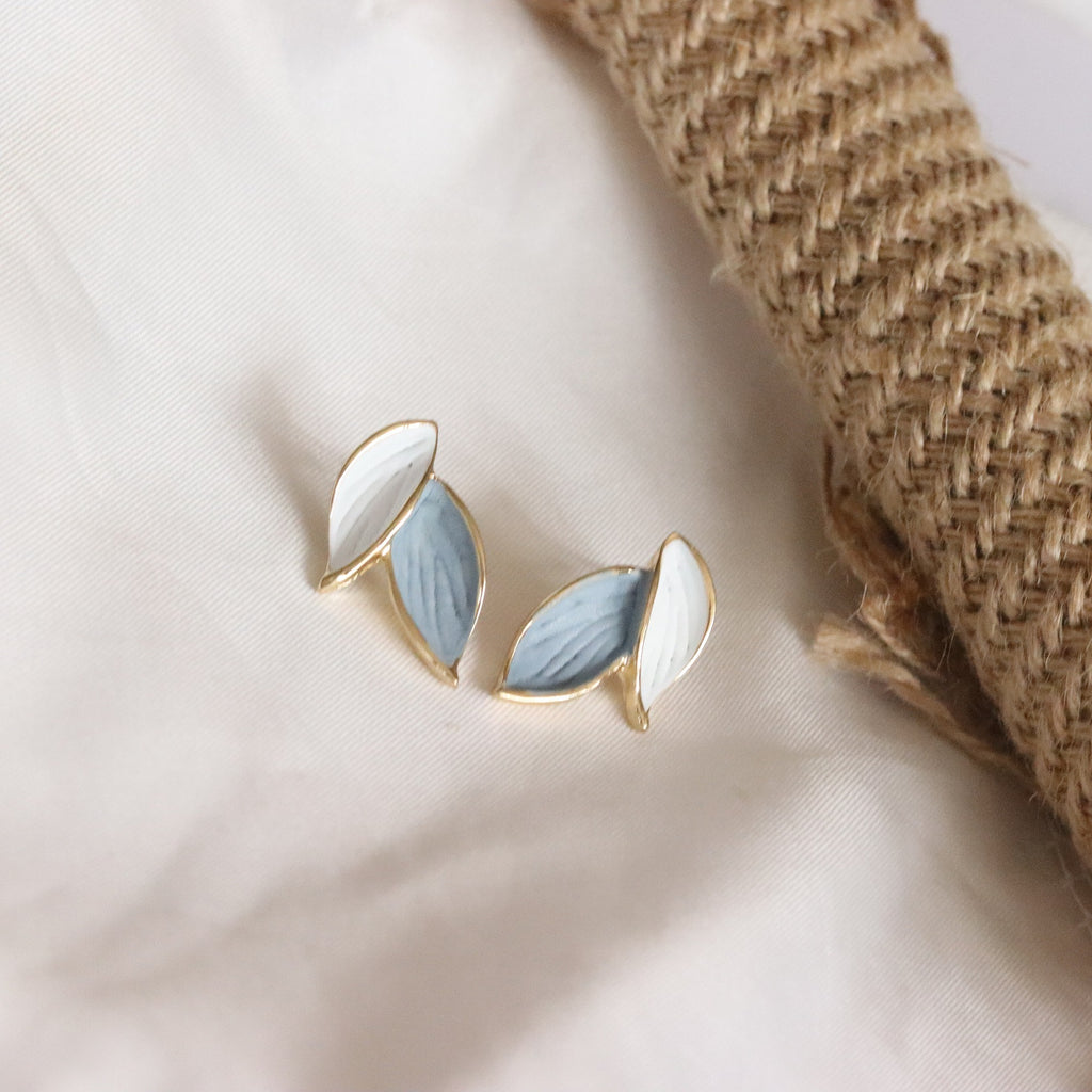 just-lil-things-blue-pin-earrings-jlt10888
