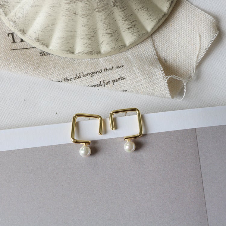 just-lil-things-gold-pin-earrings-jlt10922