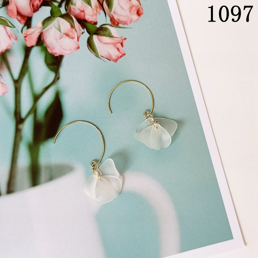 just-lil-things-white-pin-earrings-jlt11083