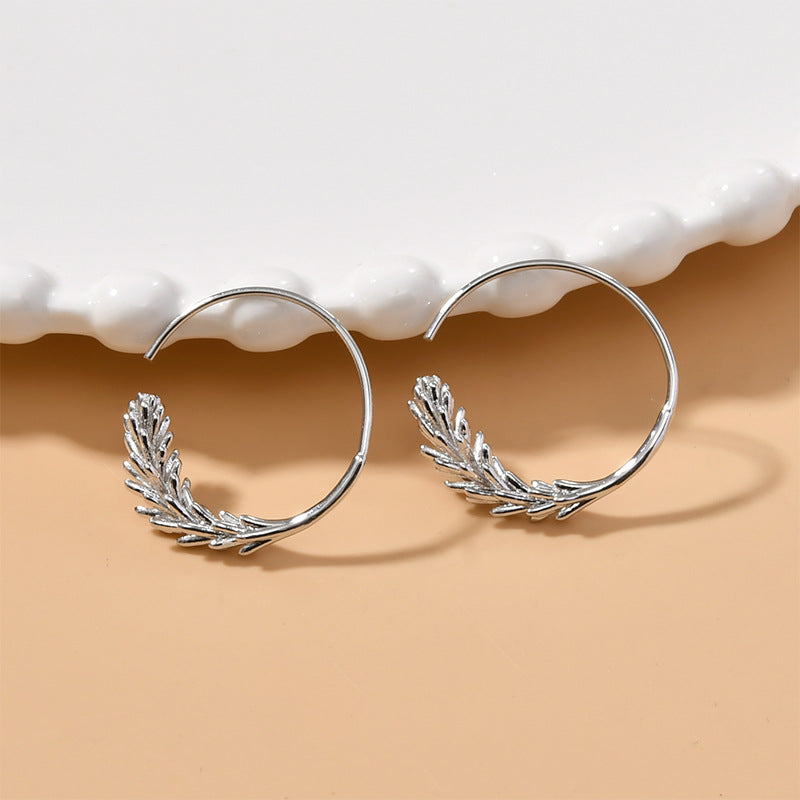 just-lil-things-silver-hoop-earrings-jlt11493