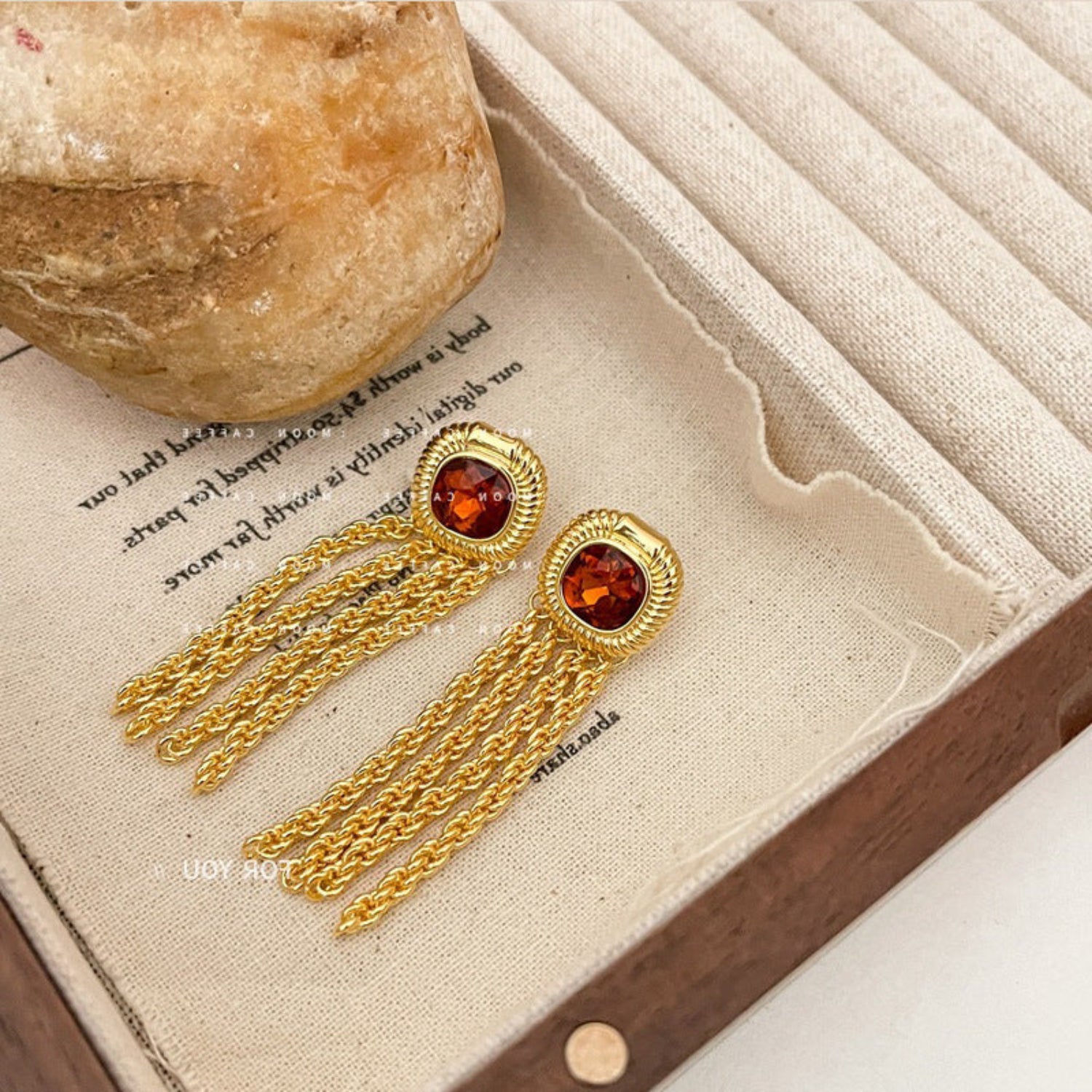 Elegant Thin Rope Chain Tassel Earrings with Amber Stone Accent-jlt11600
