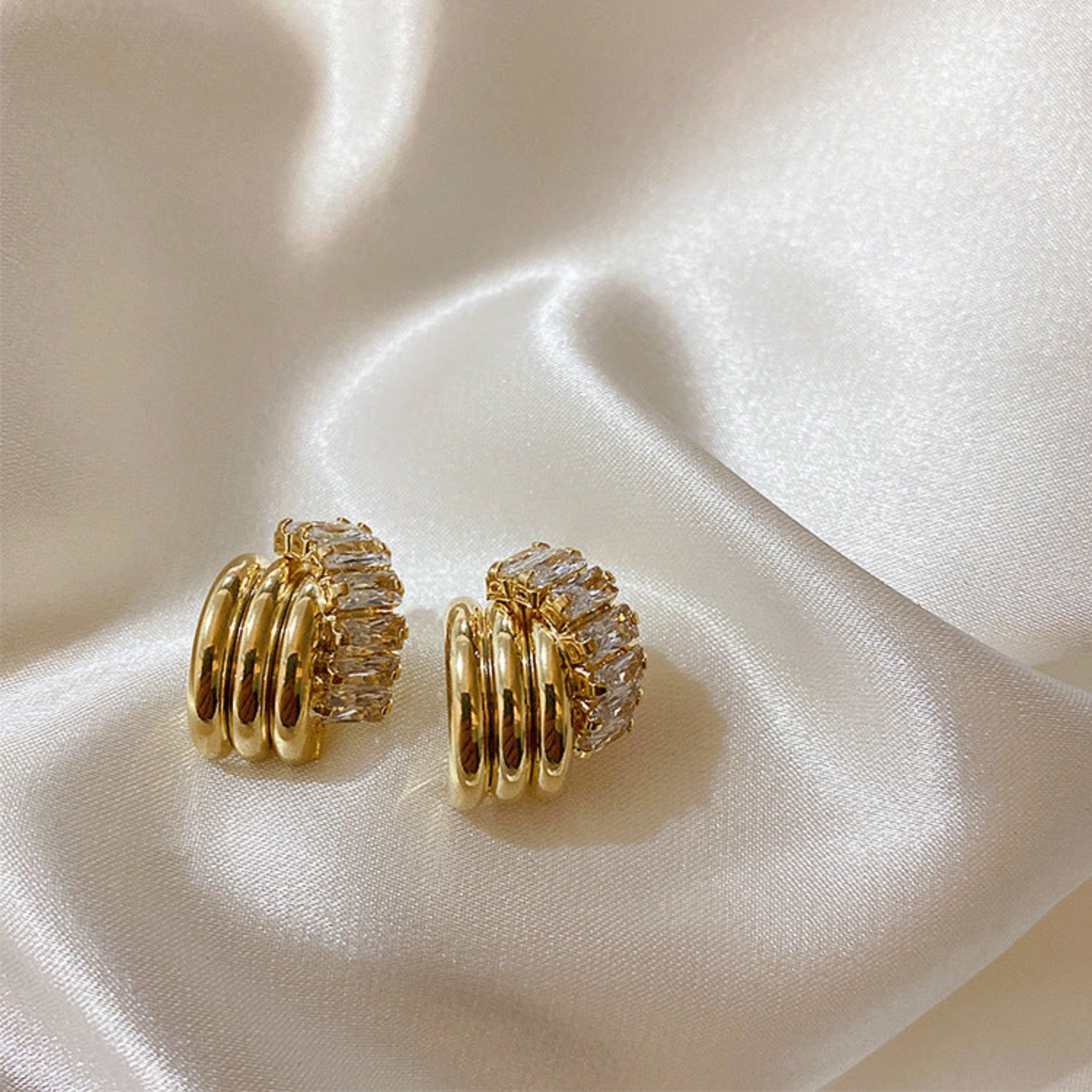 Glossy Polish Crystal Stacked Hoop Earrings jlt11683