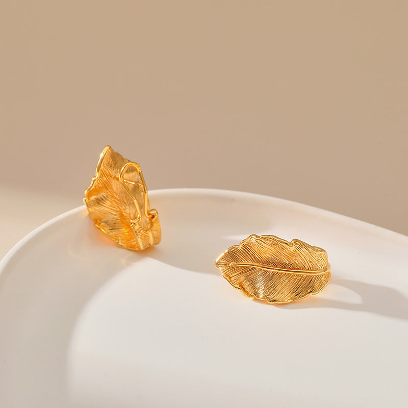 just-lil-things-gold-pin-earrings-jlt12050