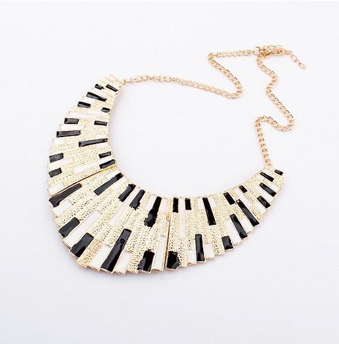 just-lil-things-artificial-gold-necklace-jltn0261