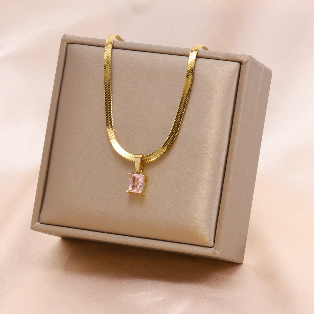 Elegant Gold Chain Necklace with Emerald Pendant – Stunning Jewelry for Women jltn0613