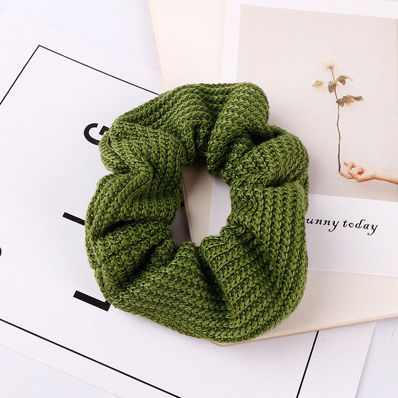 solid-green-srunchies-jlts0405